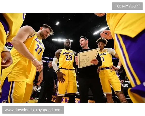 美媒预测詹姆斯2026年宣布退役，2026-27赛季或进行巡演